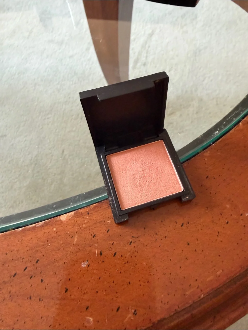 🗽Phase Zero MAKING MOVES Blusher Compact in Black with Pink Blush